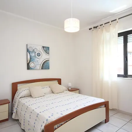 Apartment Blu Bay